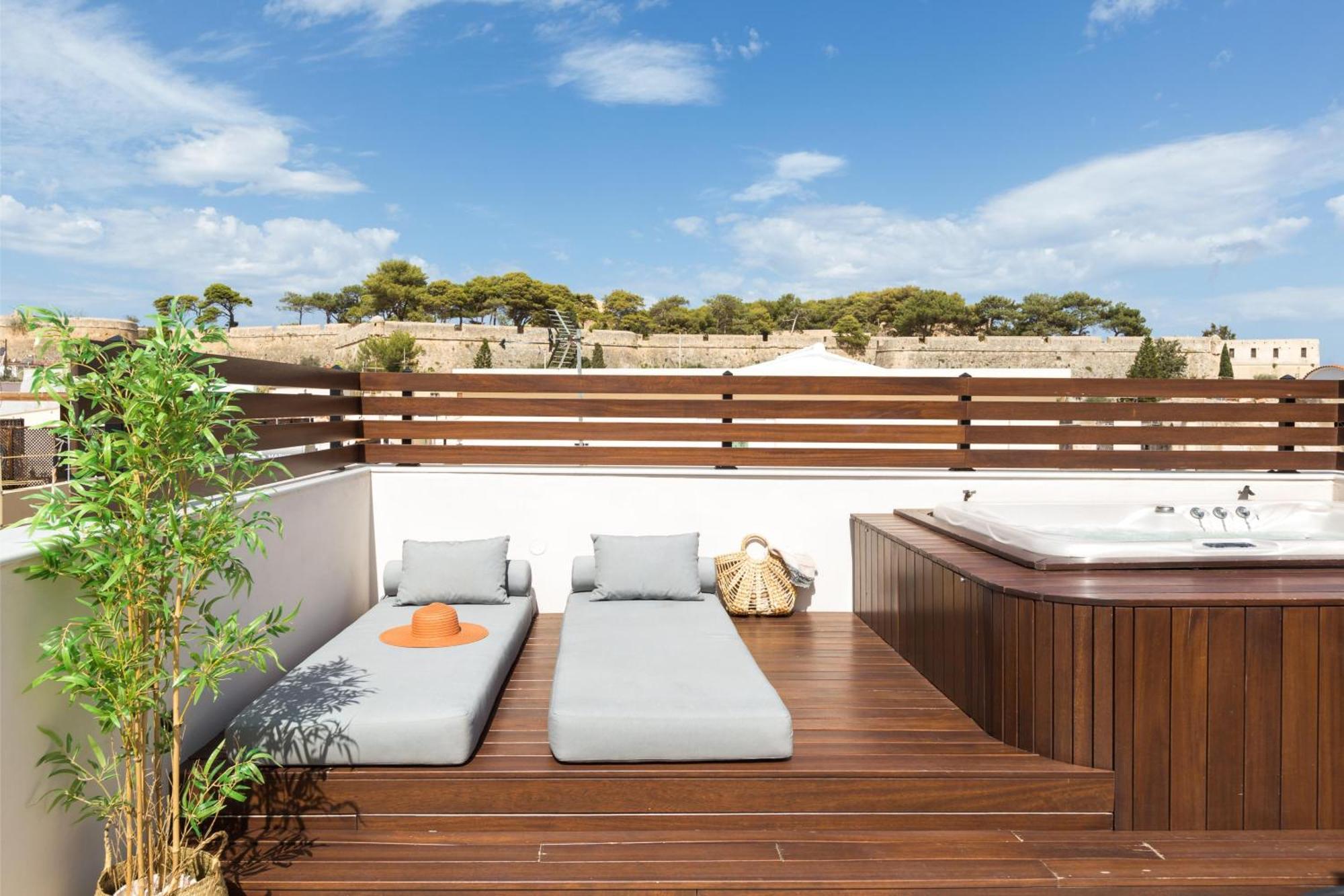 Le Bijou Luxury Suites Rethymno Exteriör bild